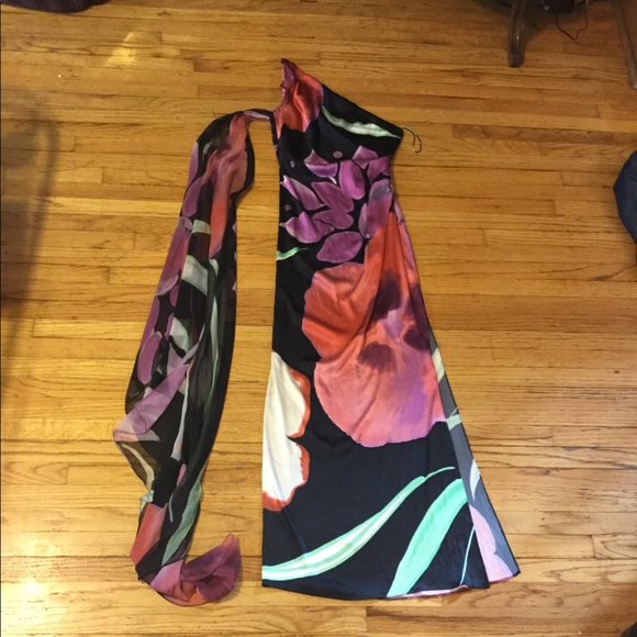 Ellie Tahari Dresses & Skirts - COPY - beautiful Ellie Tahari silk long dress size S